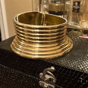 Gold coil neck choker